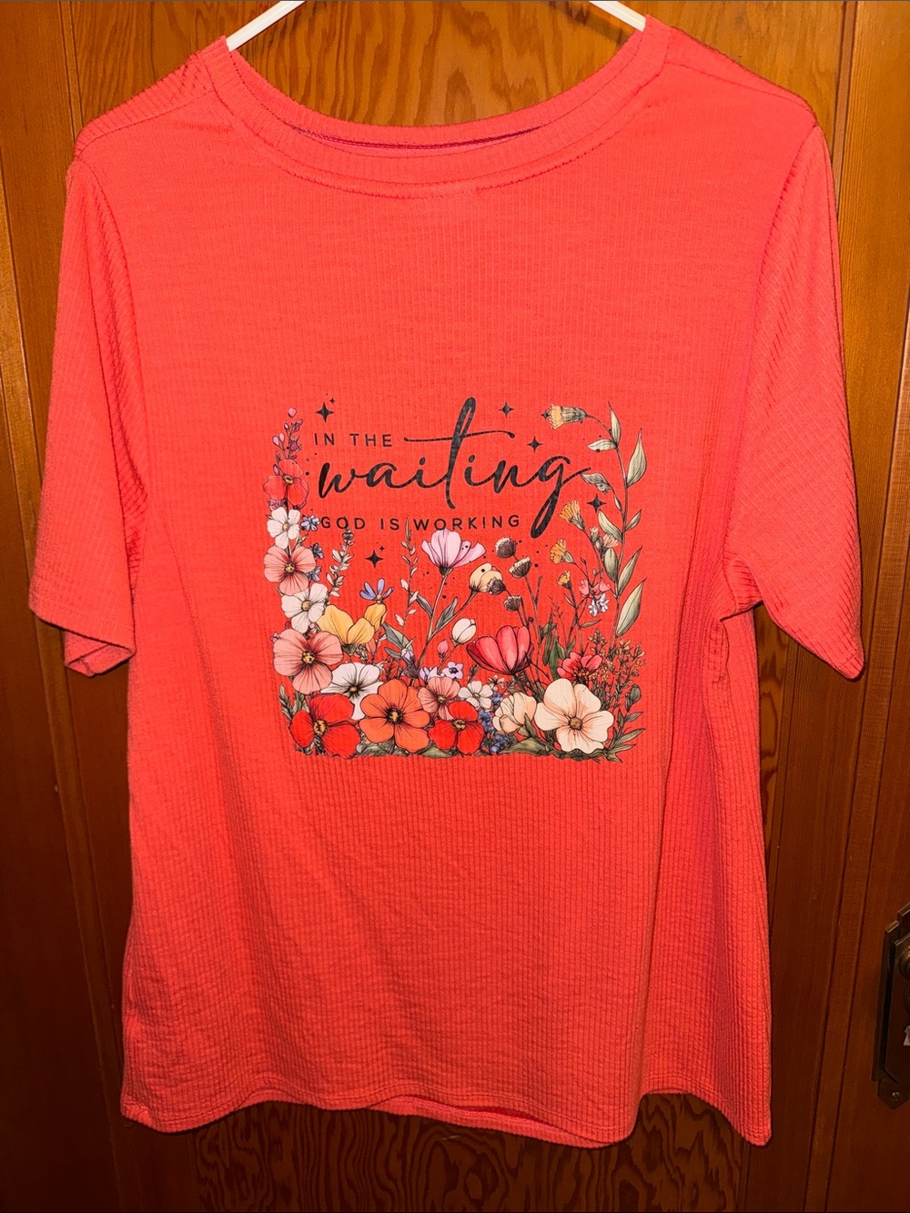 Ava & Viv Coral Graphic Short Sleeve Tee